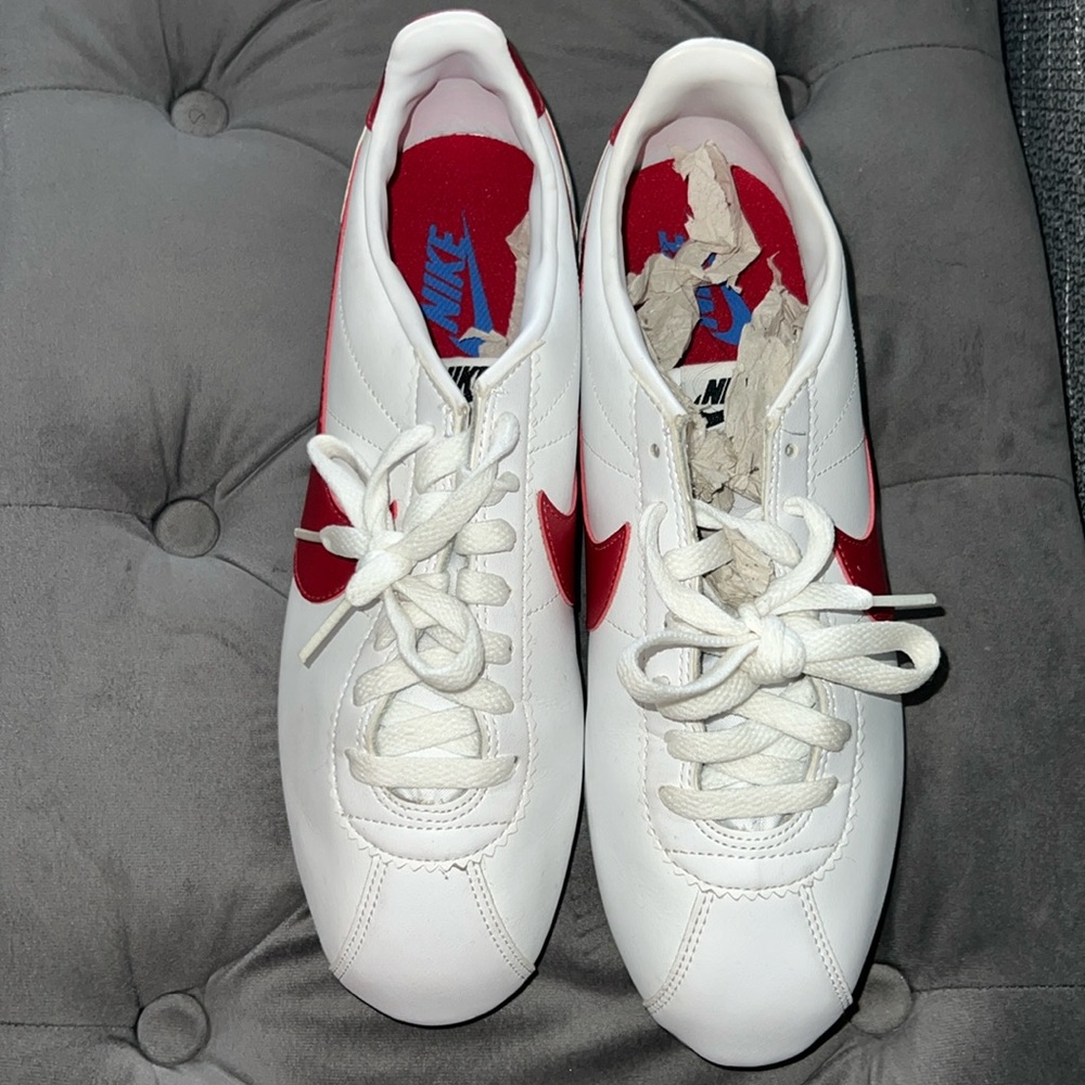 Women’s sneakers